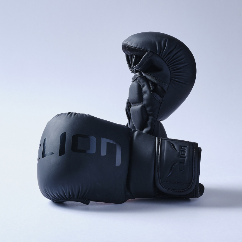 ELION MMA SUPER SPARRING GLOVES-black total